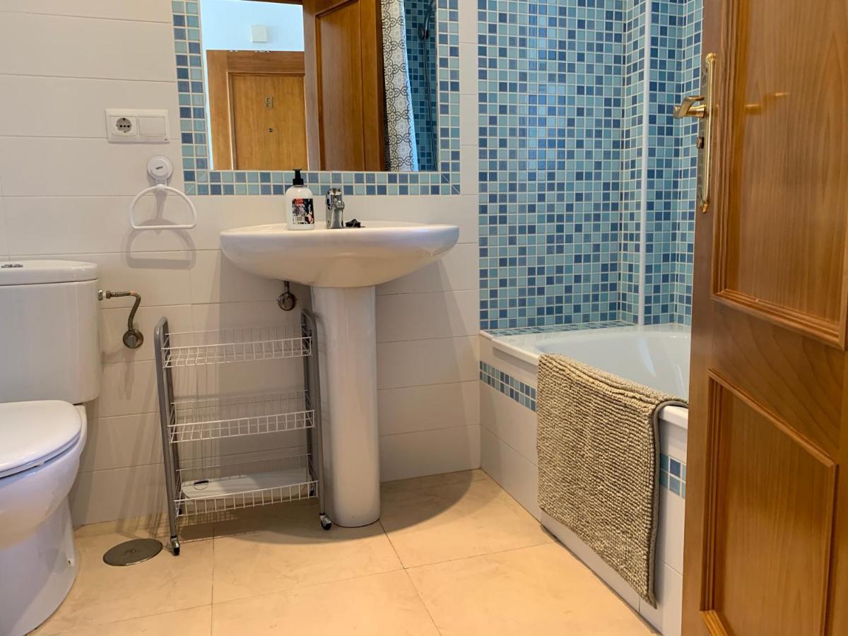 Apartment Playa Burriana, Tva Terasser, Havsutsikt, Pool Nerja