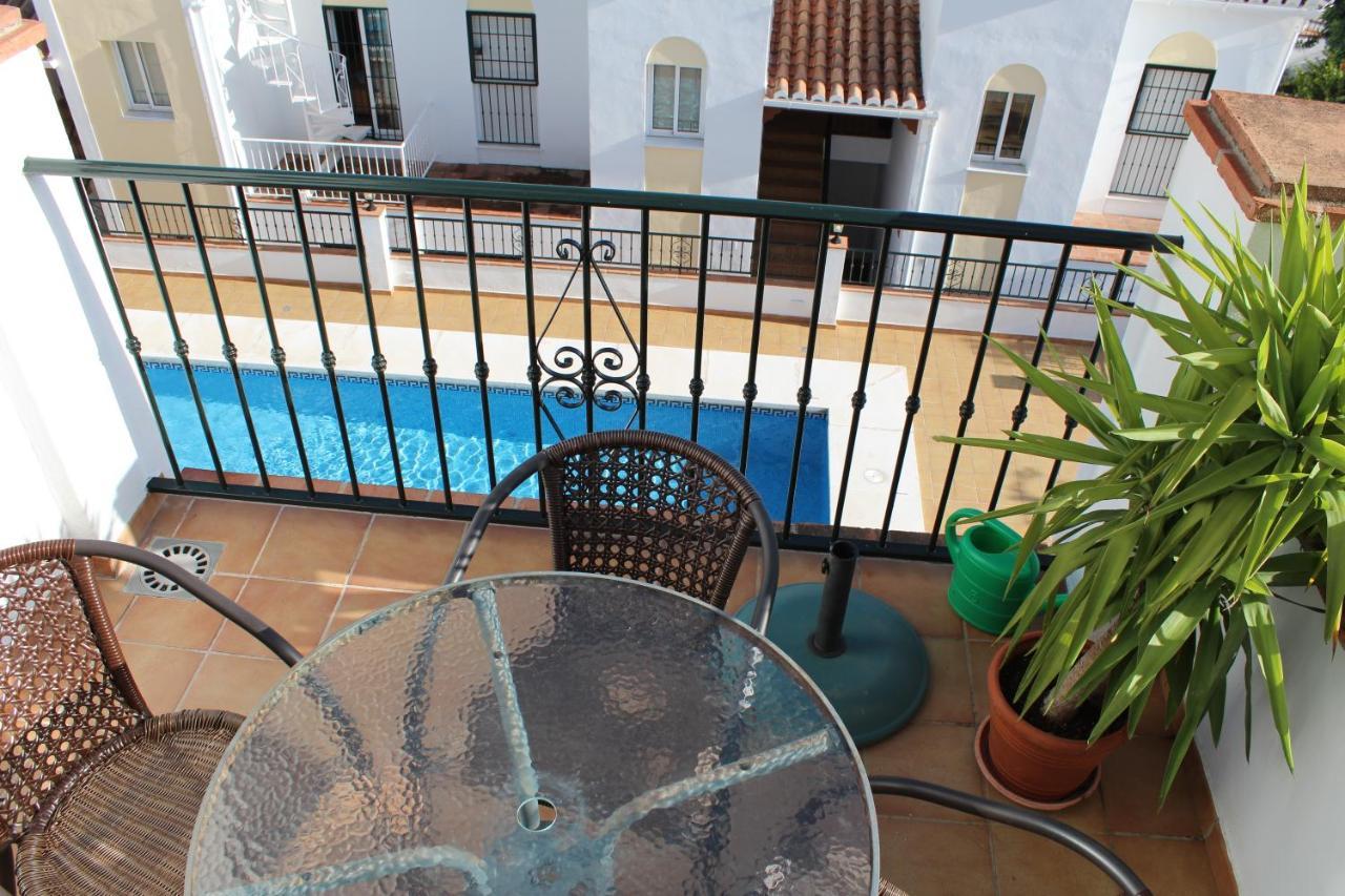 Appartement Playa Burriana, Tva Terasser, Havsutsikt, Pool Nerja